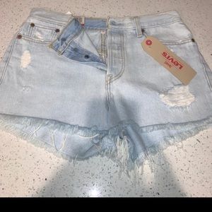Levi's wedgie fit high rise jean shorts light blue